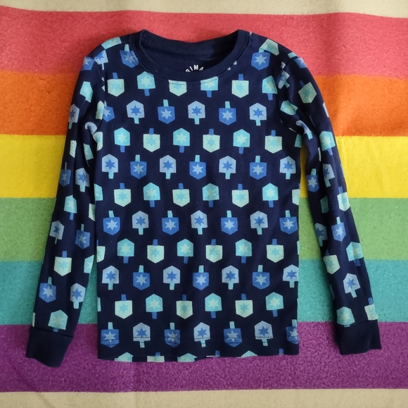 Primary 4-5 Spinning Dreidels PJs - Picture 3 of 8